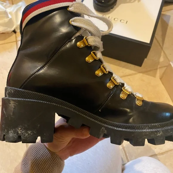 Gucci Leather ankle boot with Sylvie Web - Picture 8 of 12